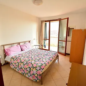 Apartment Sarno Via Tintoretto